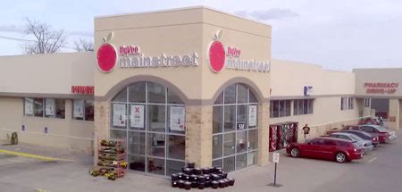 Hyvee muscatine iowa - Published: May. 24, 2023 at 6:42 AM PDT. MUSCATINE, Iowa (KWQC) - The KWQC First Alert Weather team was at the Hy-Vee in Muscatine from 3 - 7 p.m. May 31 for a Weather Radio Event. The team helped ...